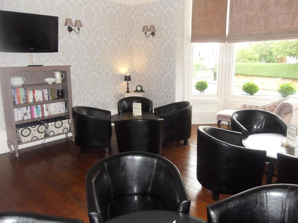 Powys Lodge Scarborough Extérieur photo