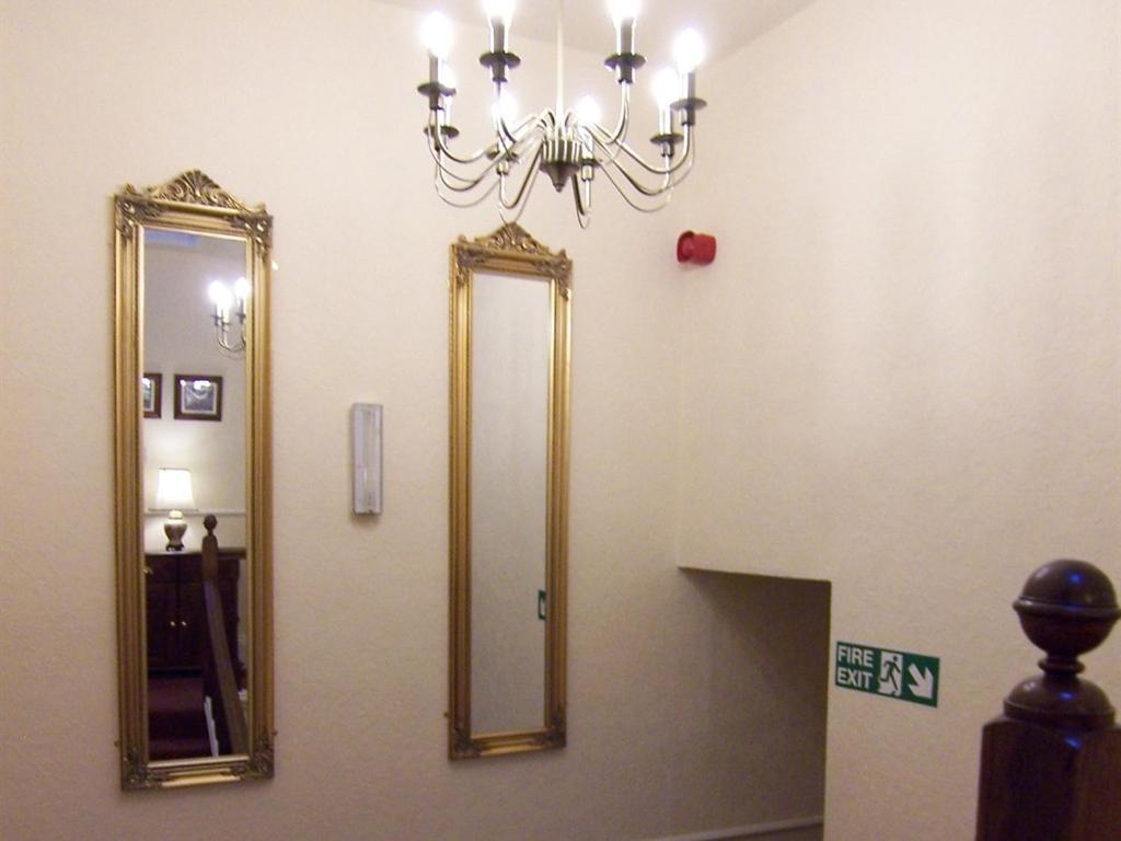 Powys Lodge Scarborough Extérieur photo