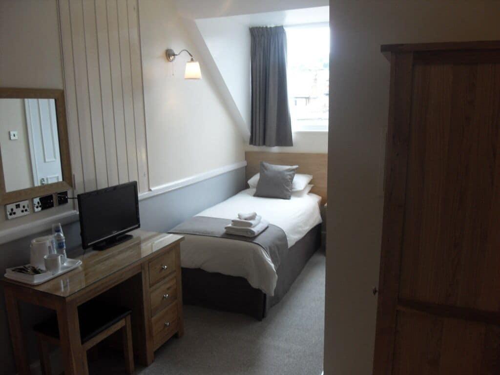 Powys Lodge Scarborough Extérieur photo
